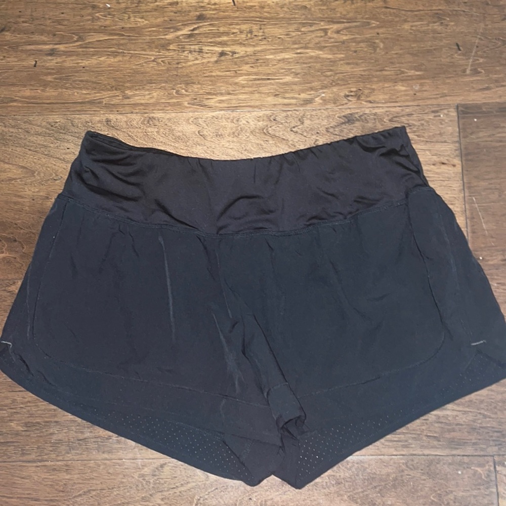 black champion athletic shorts with lining!